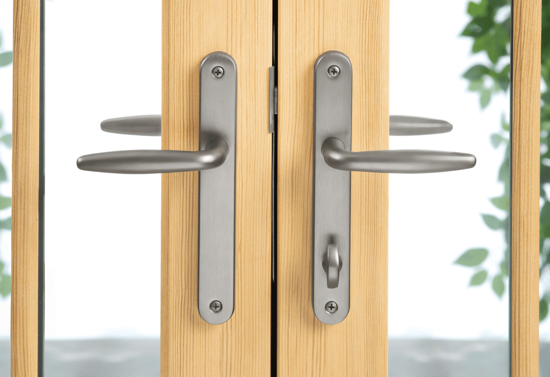 A close up photo of Infinity from Marvin door hardware in brushed chrome.